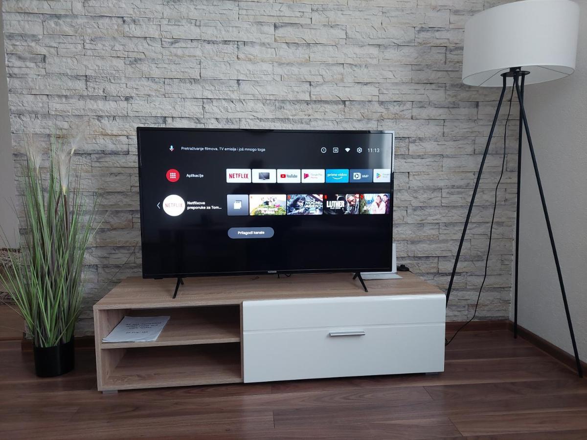 Apartman Danijela Otočac Zewnętrze zdjęcie