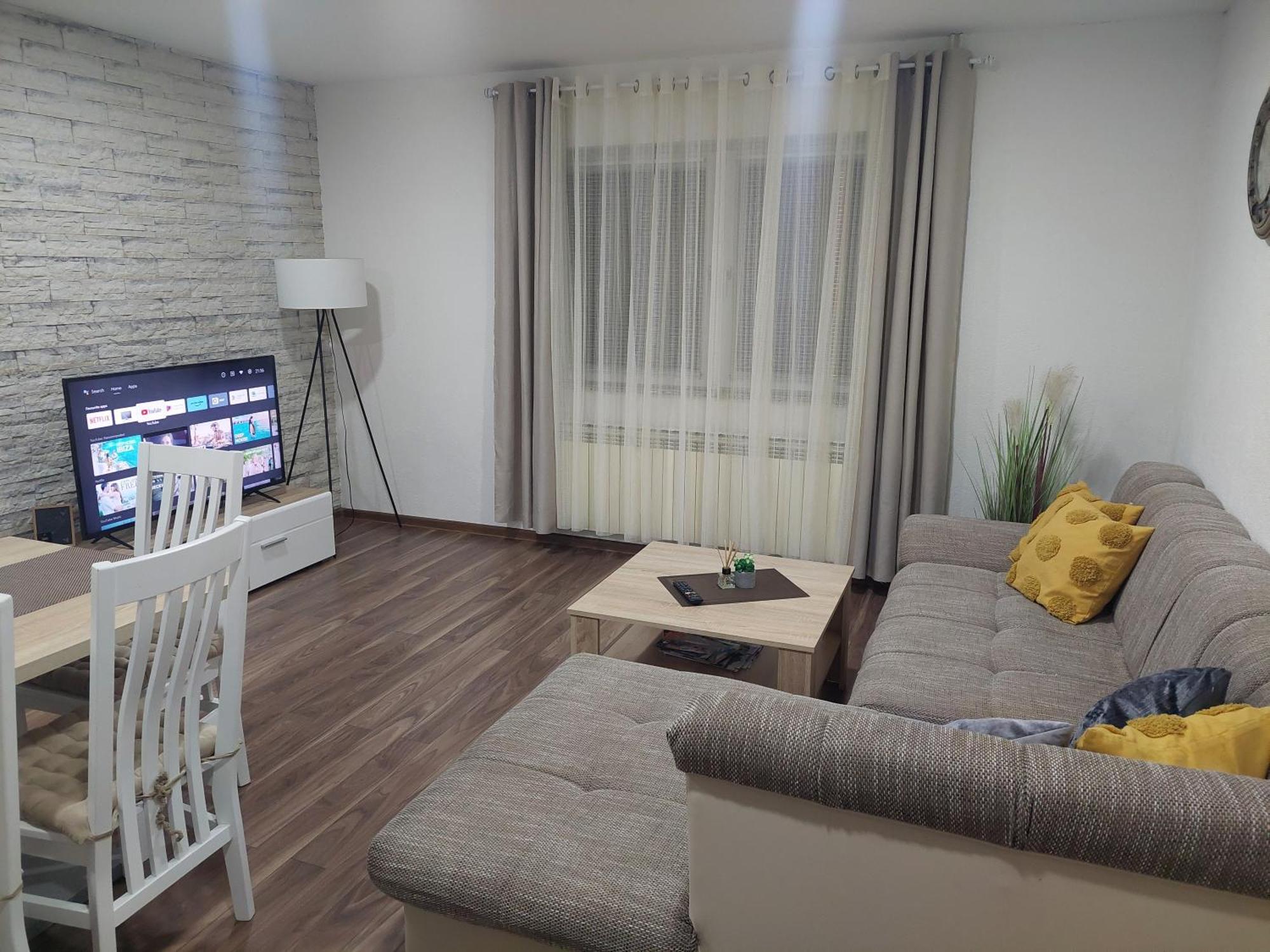 Apartman Danijela Otočac Zewnętrze zdjęcie